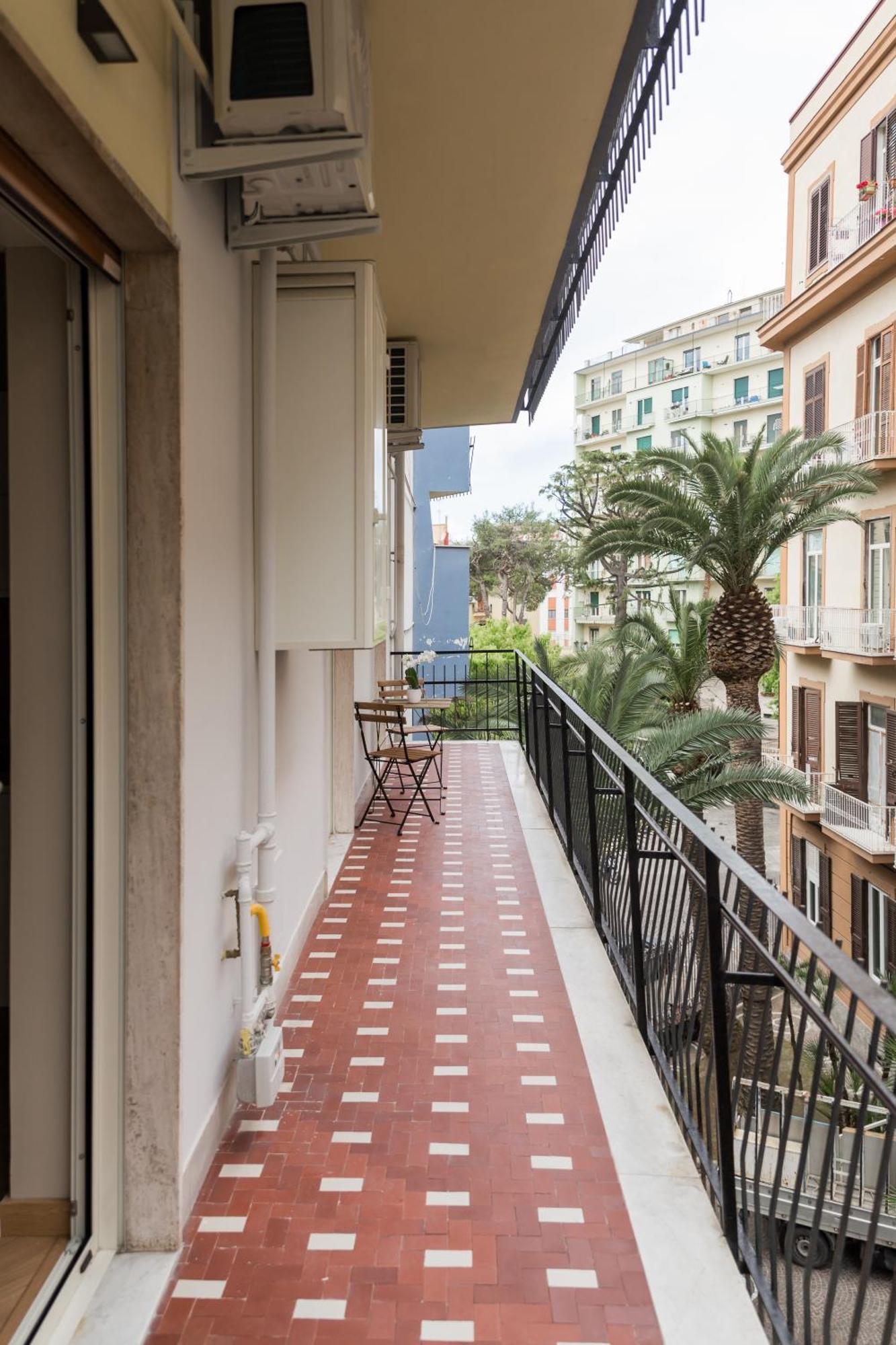 Apartment Da Luca E Laura By Dimorra Naples